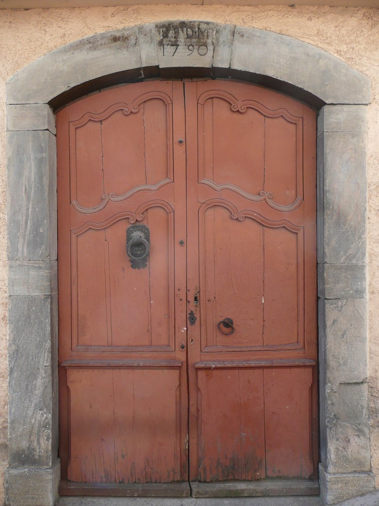 Tür in Luz St. Sauveur