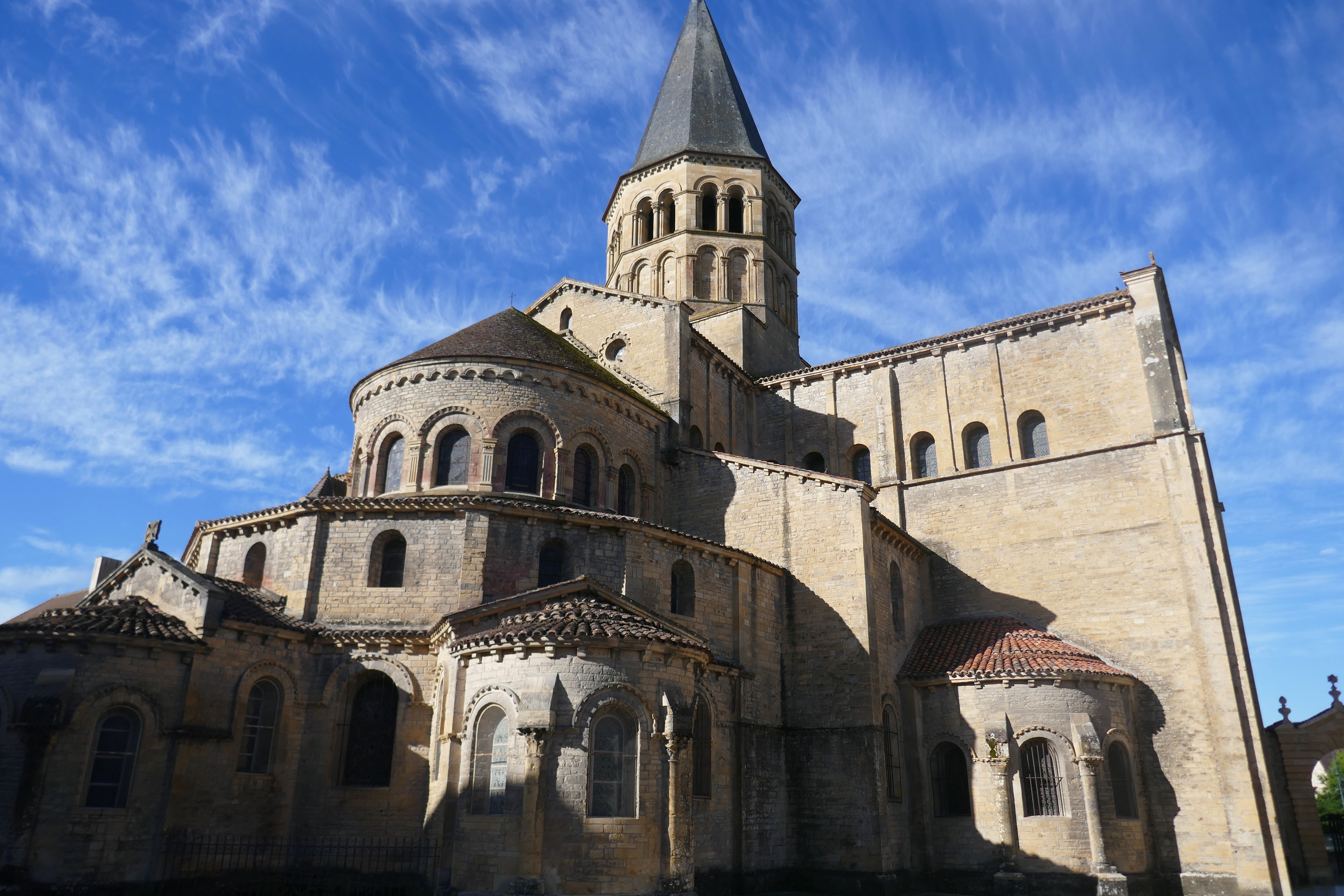 Paray-le-Monial, Gesamtbild der Basilika