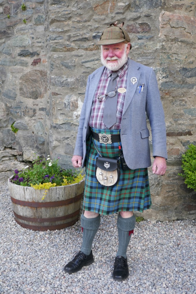 Sehr netter Schotte auf Eileen Donan Castle