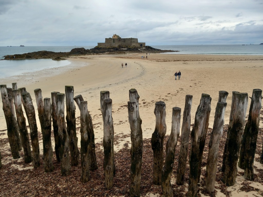 Das Fort Vauban bei Ebbe